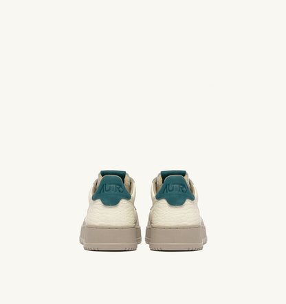 AUTRY Man MEDALIST LOW SNEAKERS IN FEATHER GRAY AND DARK SEA LEATHER