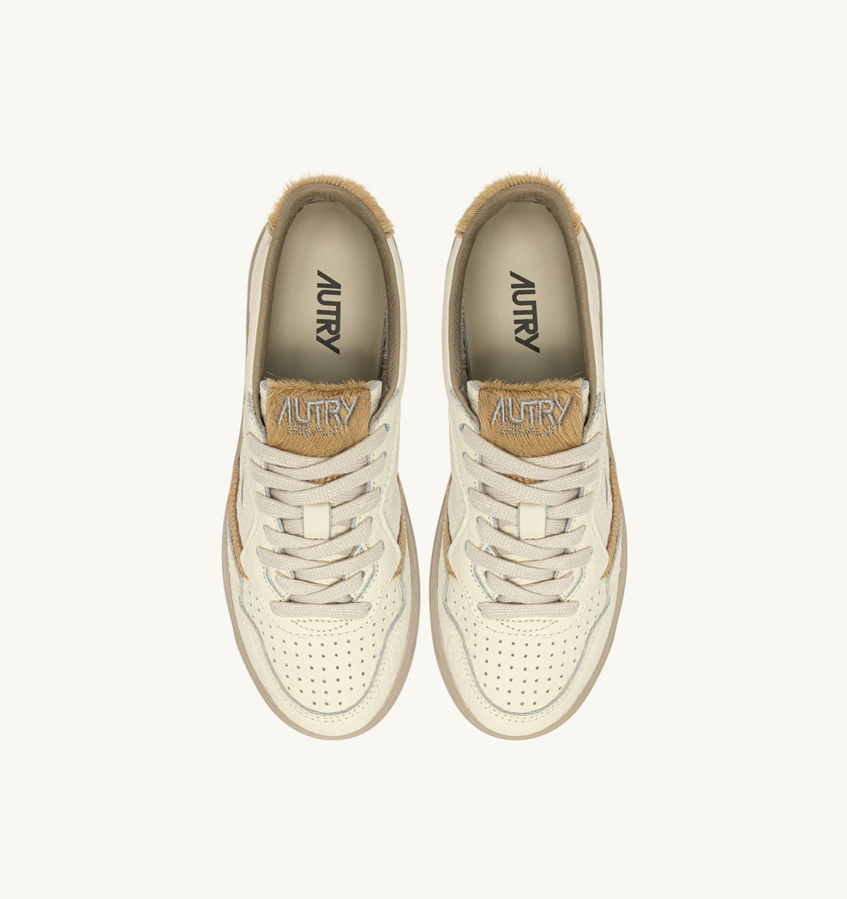 AUTRY Man MEDALIST LOW SNEAKERS IN SAND LEATHER