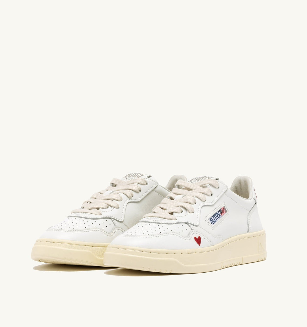 AUTRY Man SNEAKERS MEDALIST 'LOVE' IN WHITE AND RED LEATHER