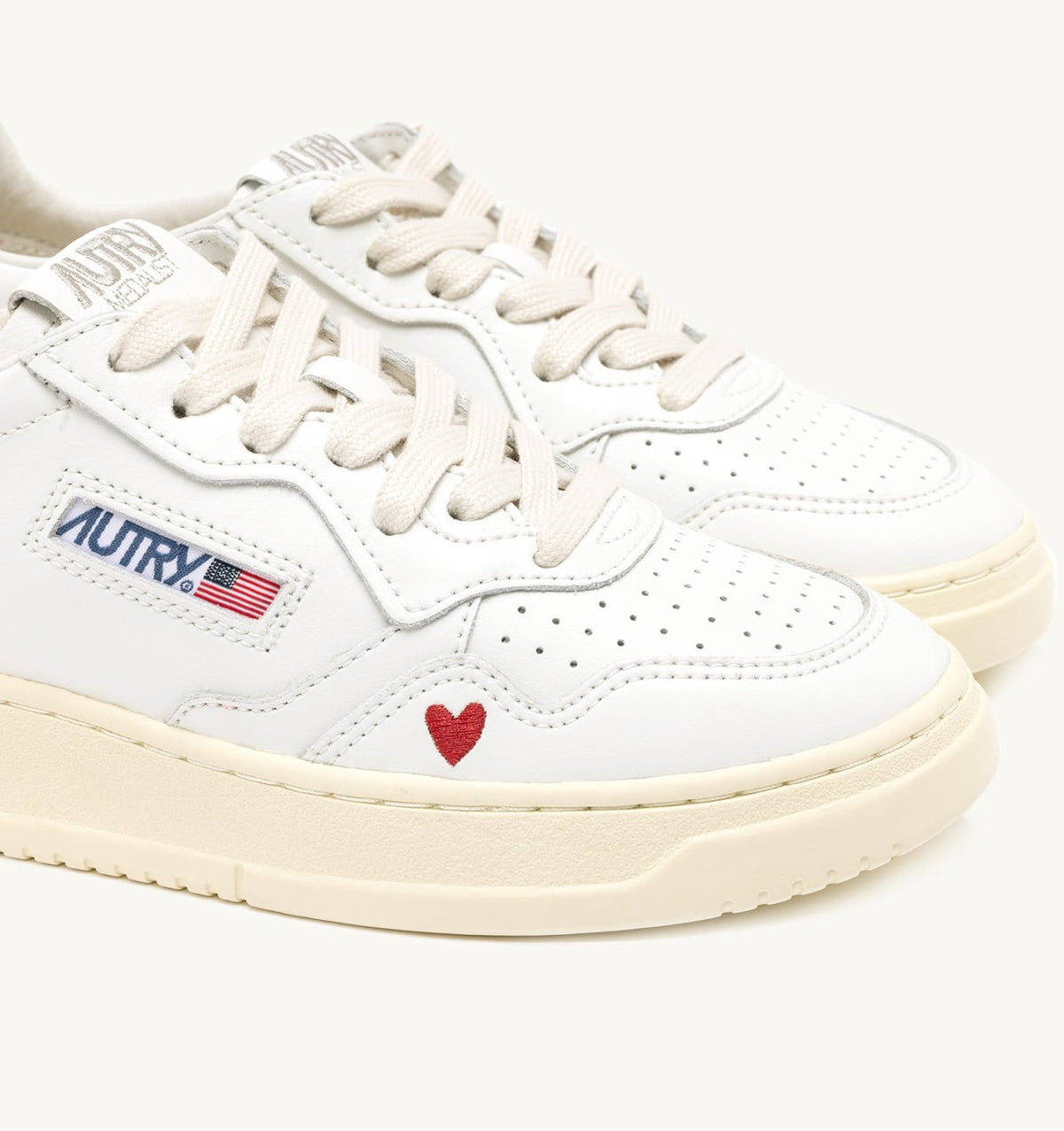 AUTRY Man SNEAKERS MEDALIST 'LOVE' IN WHITE AND RED LEATHER