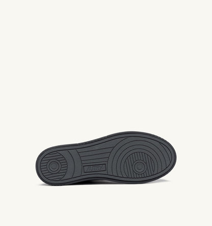 AUTRY Man MEDALIST EASEKNIT LOW SNEAKERS IN BLACK KNIT