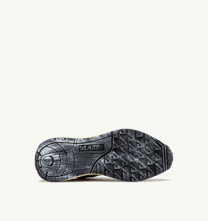 AUTRY Man REELWIND LOW SNEAKERS IN FOAM SUGAR AND COVERT GREEN NYLON AND SUEDE
