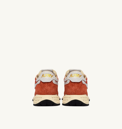 AUTRY Man REELWIND LOW SNEAKERS IN WHITE AND ORANGE RUST NYLON AND SUEDE