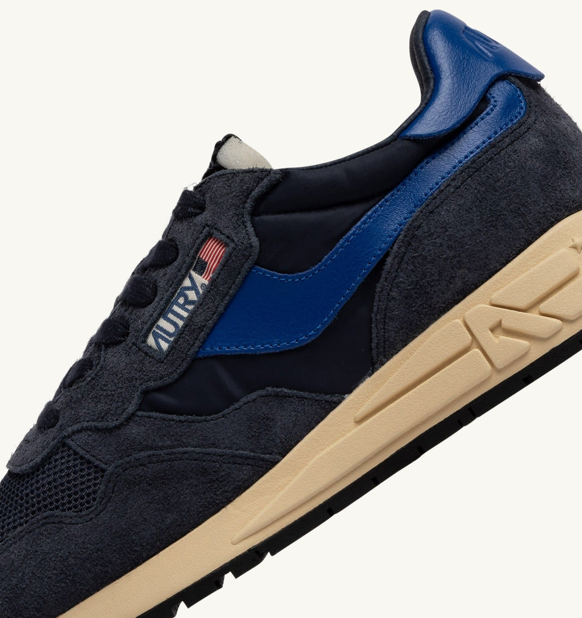 AUTRY Man REELWIND LOW SNEAKERS IN SPACE BLUE AND LAPIS BLUE NYLON AND SUEDE