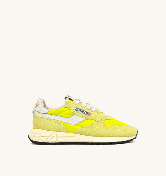AUTRY Man REELWIND LOW SNEAKERS IN WHITE AND EVENING PRIMROSE NYLON AND SUEDE