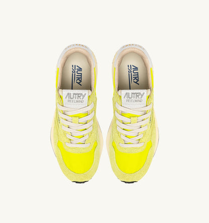 AUTRY Man REELWIND LOW SNEAKERS IN WHITE AND EVENING PRIMROSE NYLON AND SUEDE