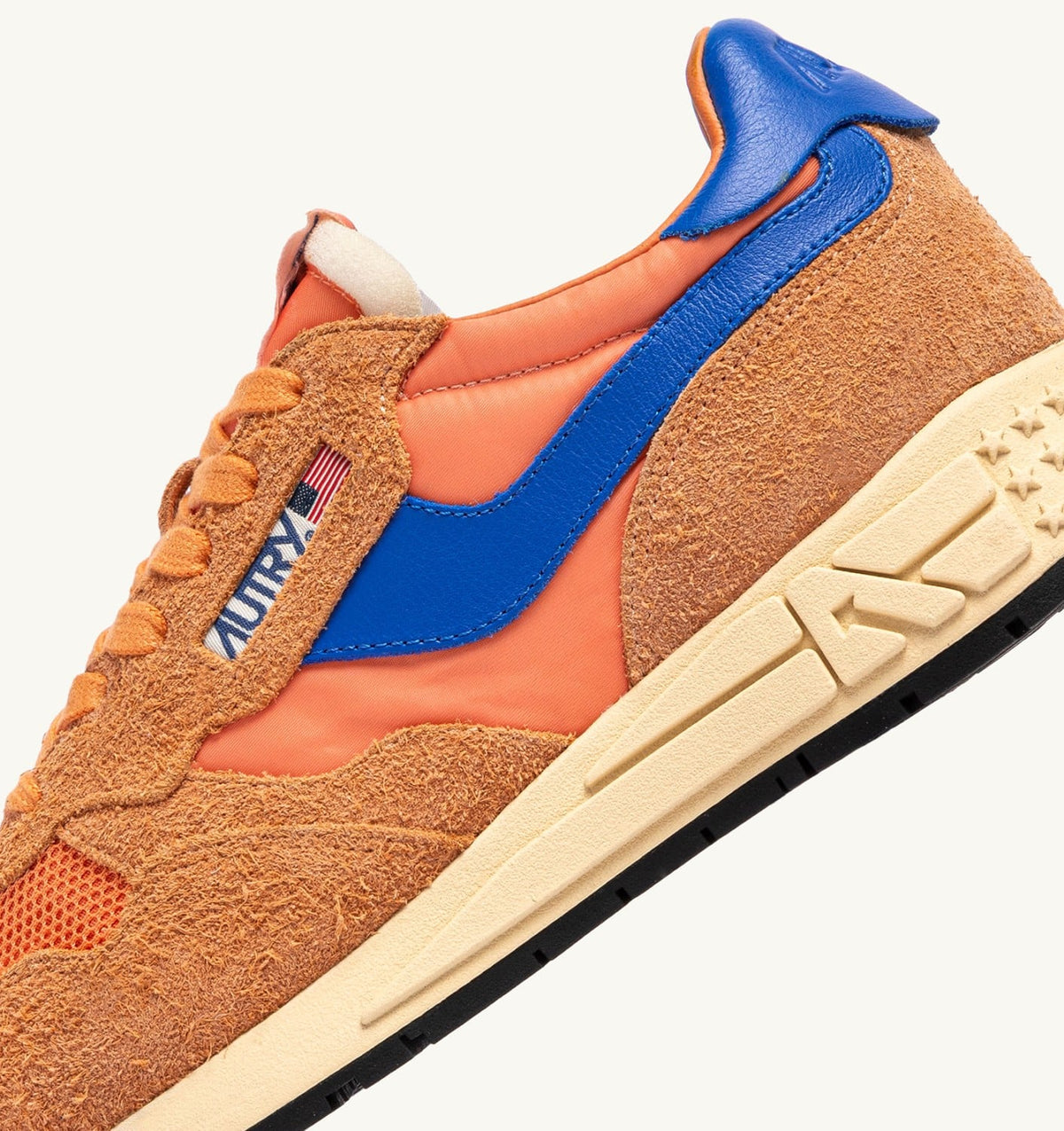 AUTRY Man REELWIND LOW SNEAKERS IN CANOVA AND STRONG BLUE NYLON AND SUEDE