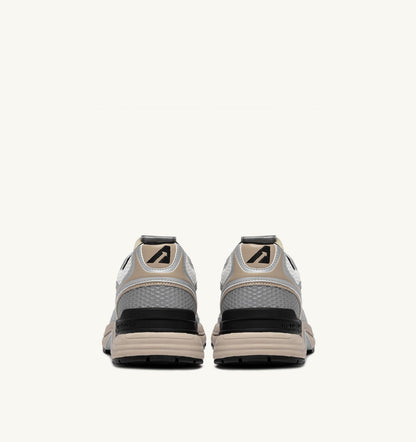 AUTRY Man HYPERWAY SNEAKERS IN SILVER, WHITE AND IRISH CREAM SYNTHETIC LEATHER AND MESH