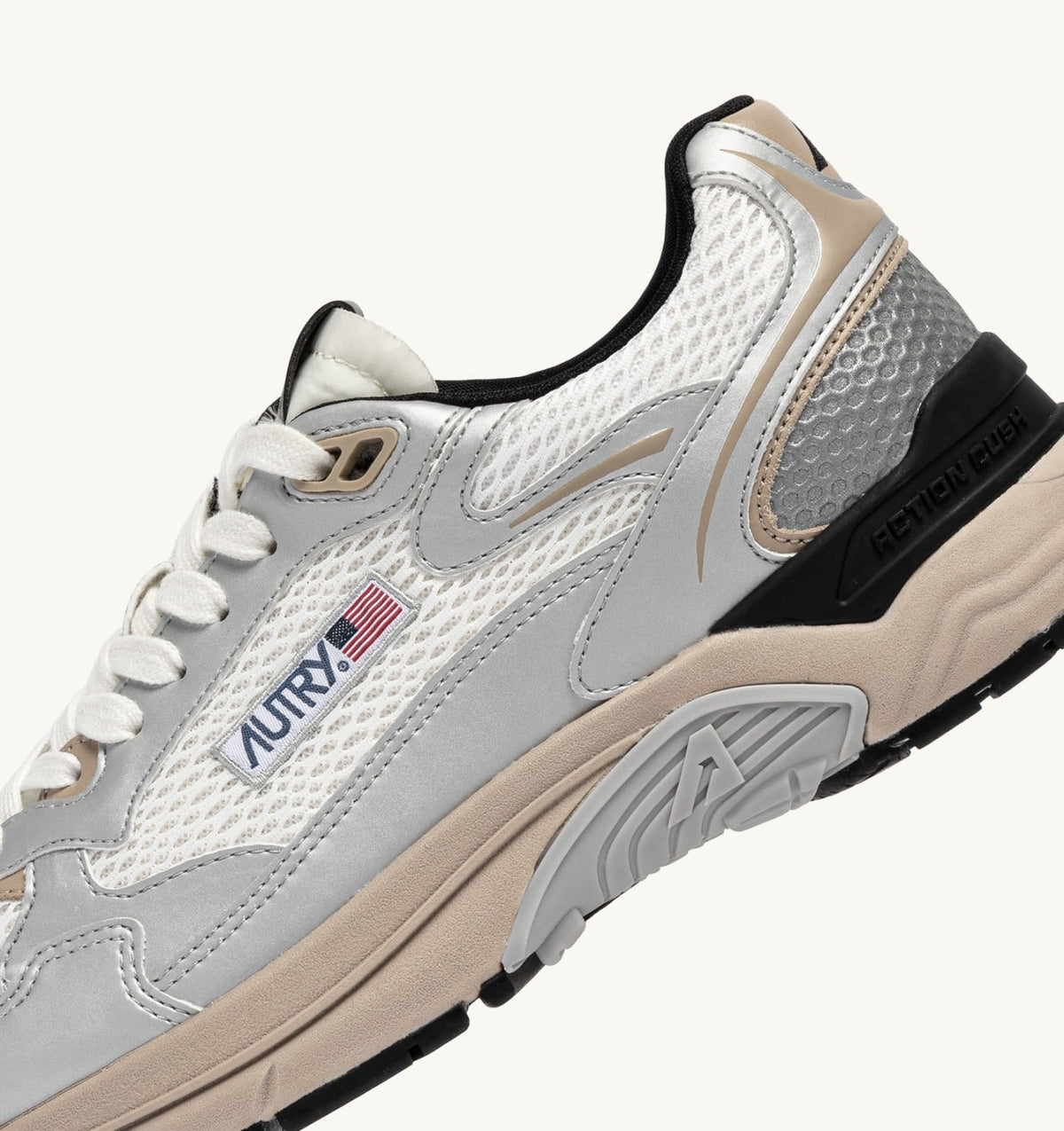 AUTRY Man HYPERWAY SNEAKERS IN SILVER, WHITE AND IRISH CREAM SYNTHETIC LEATHER AND MESH
