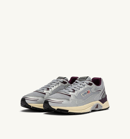 AUTRY Man HYPERWAY SNEAKERS IN SILVER, HARBOR MIST AND FIG SYNTHETIC LEATHER AND MESH