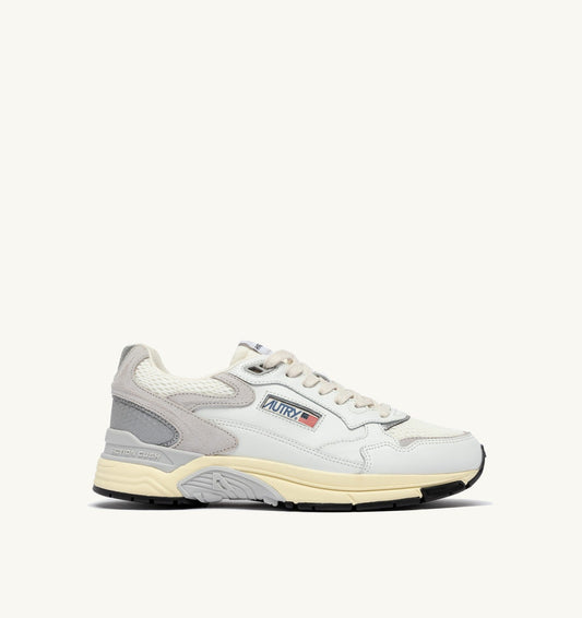 AUTRY Man HYPERWAY SNEAKERS IN WHITE AND GRAY MESH AND LEATHER