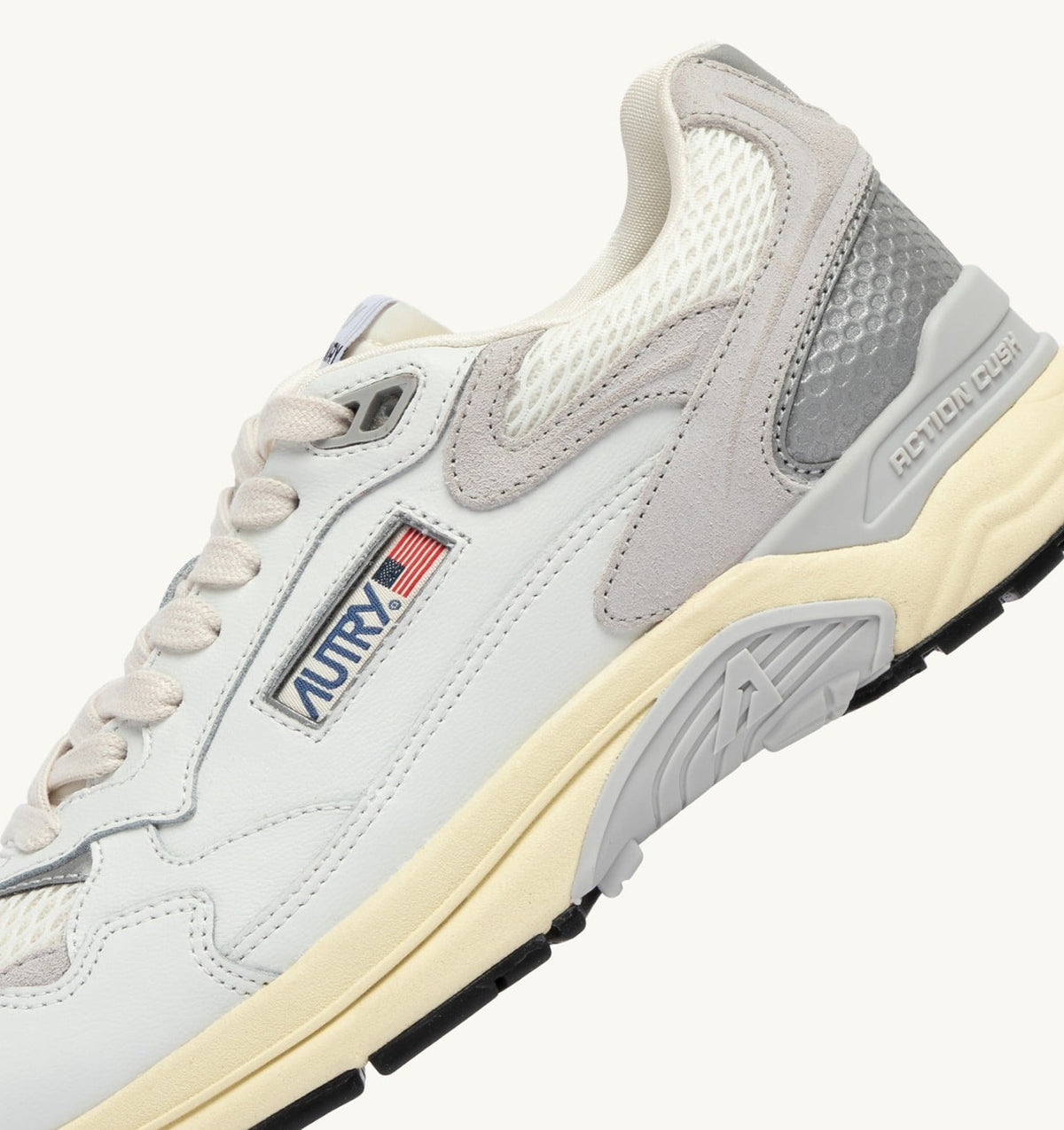 AUTRY Man HYPERWAY SNEAKERS IN WHITE AND GRAY MESH AND LEATHER
