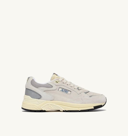 AUTRY Man HYPERWAY SNEAKERS IN WHITE AND SILVER MESH AND SUEDE