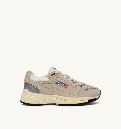 AUTRY Man HYPERWAY SNEAKERS IN SAND BROWN AND SILVER-TONE SUEDE AND MESH