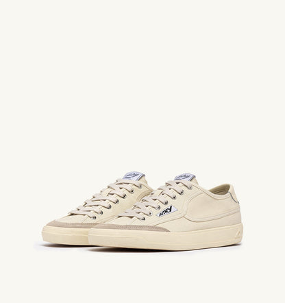 AUTRY Man WINDSCAPE LOW SNEAKERS IN CREAM CANVAS