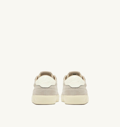 AUTRY Man WINDSCAPE LOW SNEAKERS IN ROCK AND MARSHMALLOW SUEDE
