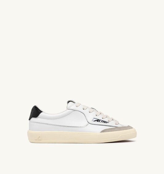 AUTRY Man WINDSCAPE LOW SNEAKERS IN WHITE AND BLACK LEATHER