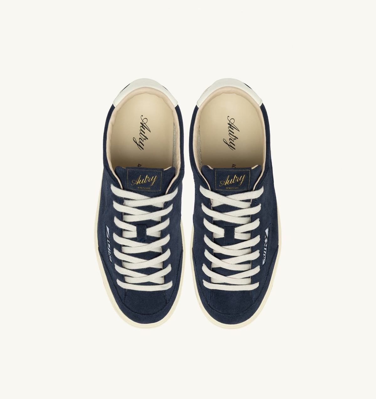 AUTRY Man WINDSCAPE LOW SNEAKERS IN NAVY AND MARSHMALLOW SUEDE