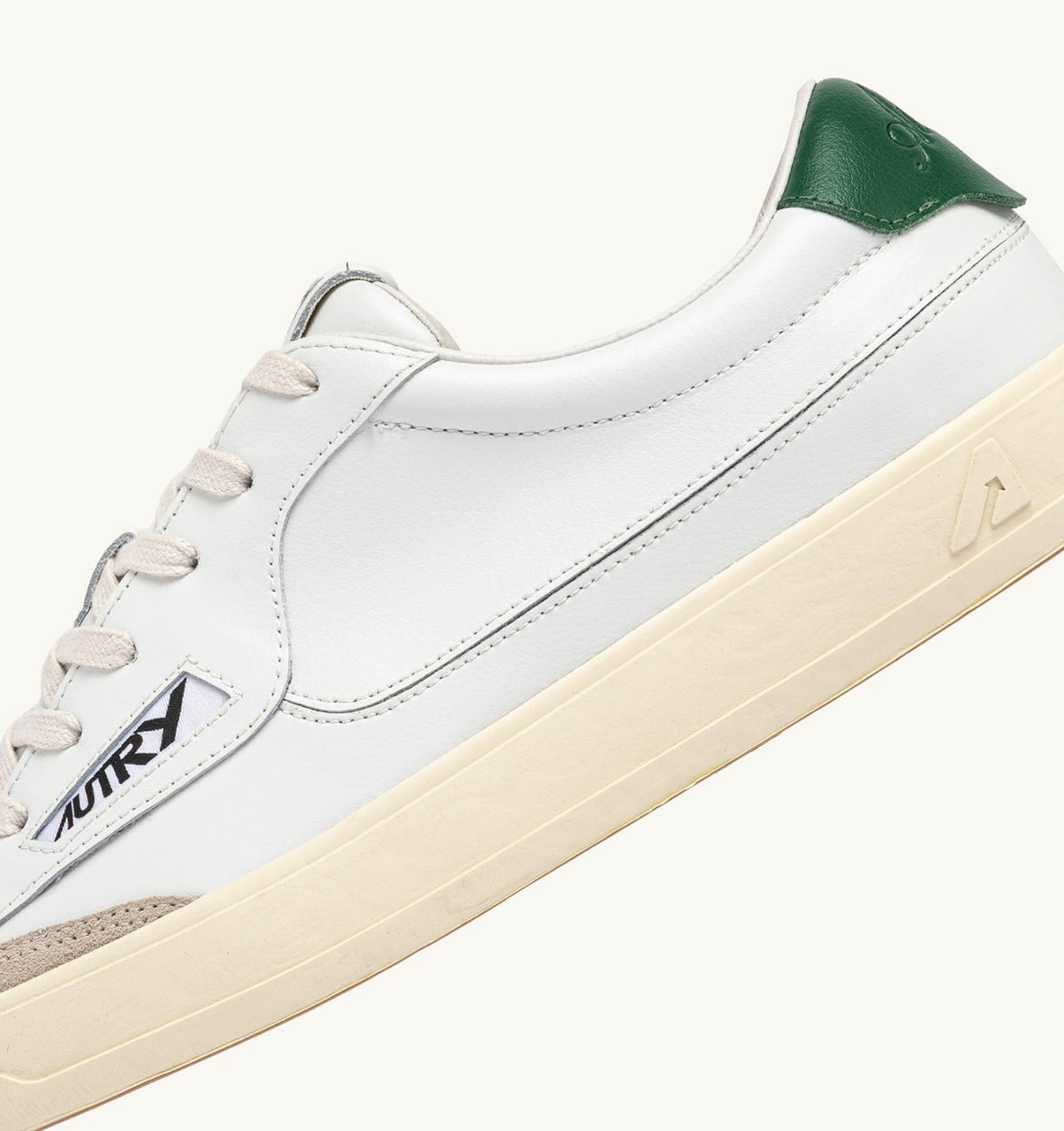 AUTRY Man WINDSCAPE LOW SNEAKERS IN WHITE AND AMAZON LEATHER
