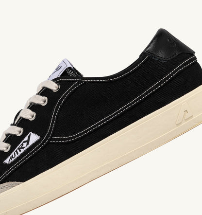 AUTRY Man WINDSCAPE LOW SNEAKERS IN BLACK CANVAS
