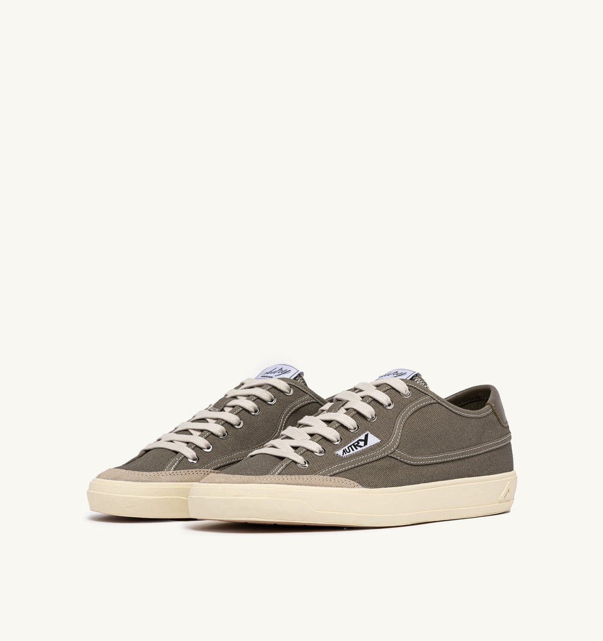 AUTRY Man WINDSCAPE LOW SNEAKERS IN MILITARY CANVAS