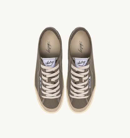 AUTRY Man WINDSCAPE LOW SNEAKERS IN MILITARY CANVAS