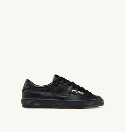 AUTRY Man WINDSCAPE LOW SUPER VINTAGE SNEAKERS IN BLACK LEATHER