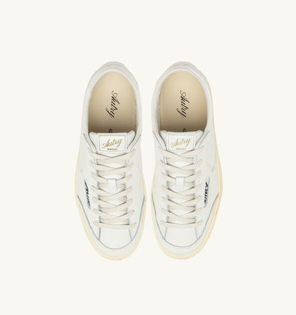 AUTRY Man WINDSCAPE LOW SUPER VINTAGE SNEAKERS IN WHITE LEATHER
