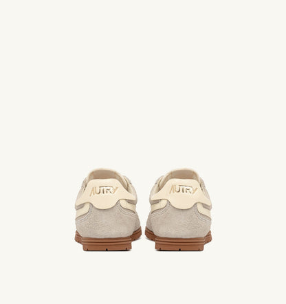 AUTRY Man WINDSPIN SNEAKERS IN WIFE AND RUTABAGA SUEDE AND LEATHER