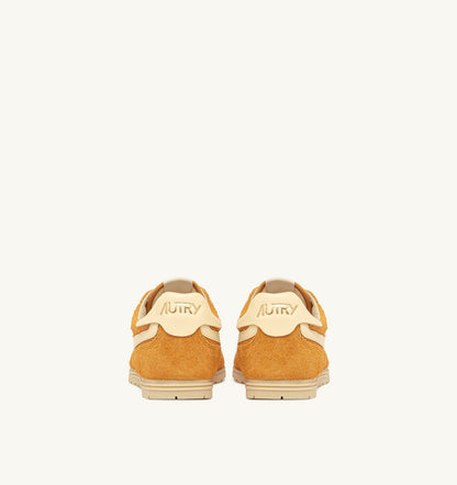 AUTRY Man SNEAKERS WINDSPIN IN SUEDE AND LEATHER COLOR CADMIUM AND RUTABAGA