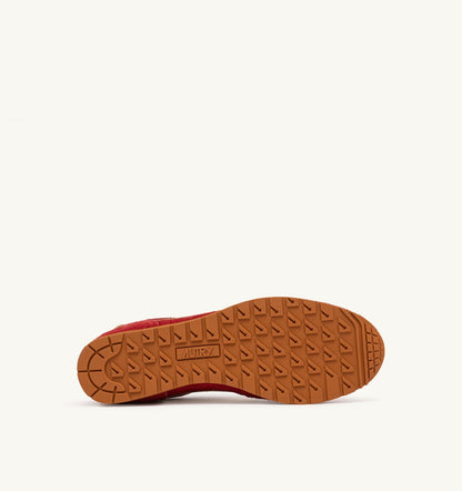 AUTRY Man SNEAKERS WINDSPIN IN SUEDE AND LEATHER COLOR IMPERIAL RED AND RUTABAGA