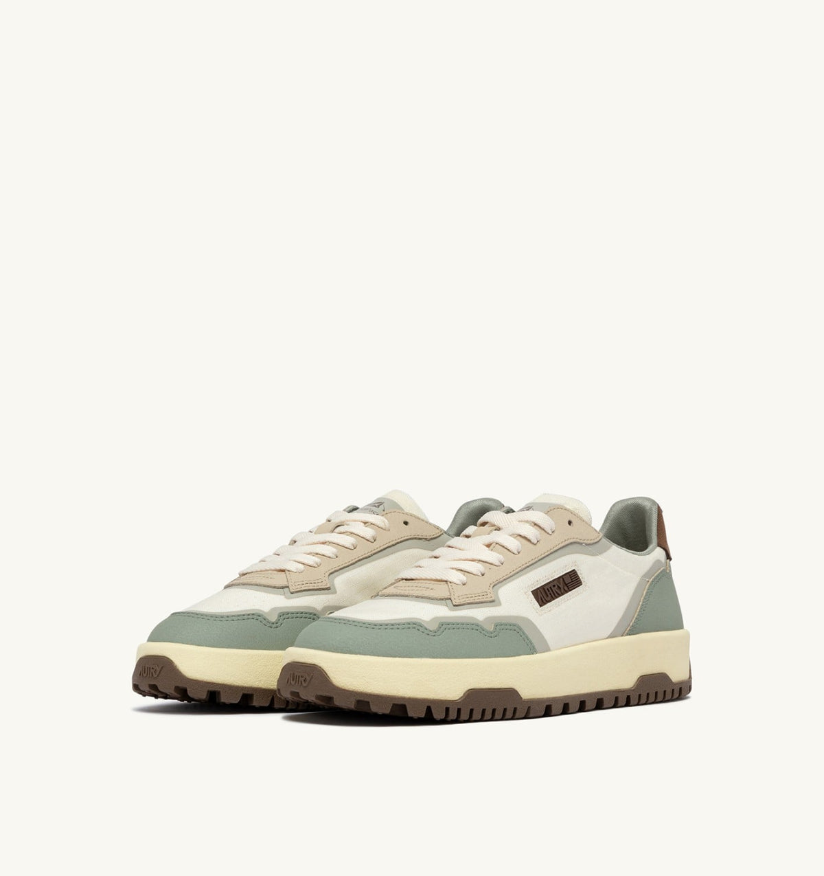 AUTRY Man WILDPACE LOW SNEAKERS IN MARSHMALLOW AND SEA GRASS CORDURA AND LEATHER