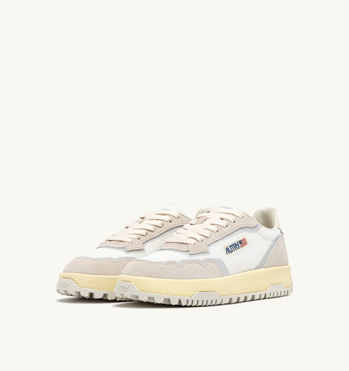 AUTRY Man WILDPACE LOW SNEAKERS IN WHITE AND MARSHMALLOW DRAGON MESH AND SUEDE