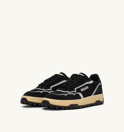 AUTRY Man WILDPACE LOW SNEAKERS IN BLACK DRAGON MESH AND SUEDE