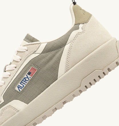 AUTRY Man WILDPACE LOW SNEAKERS IN ELM AND WHITE CORDURA AND SUEDE