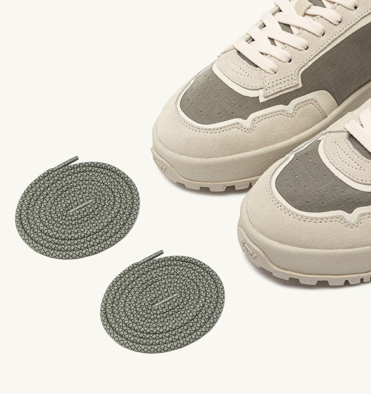 AUTRY Man WILDPACE LOW SNEAKERS IN ELM AND WHITE CORDURA AND SUEDE