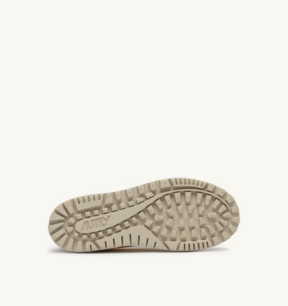 AUTRY Man WILDPACE LOW SNEAKERS IN WHITE AND LEMON MERINGUE CORDURA AND SUEDE
