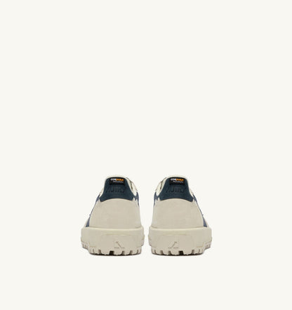 AUTRY Man WILDPACE LOW SNEAKERS IN WHITE AND SPACE BLUE CORDURA AND SUEDE