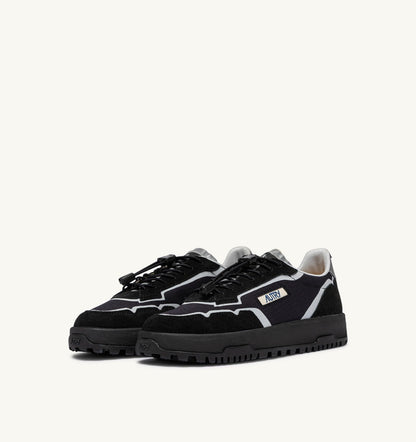 AUTRY Man WILDPACE LOW SNEAKERS IN BLACK AND SILVER RIPSTOP NYLON AND SUEDE