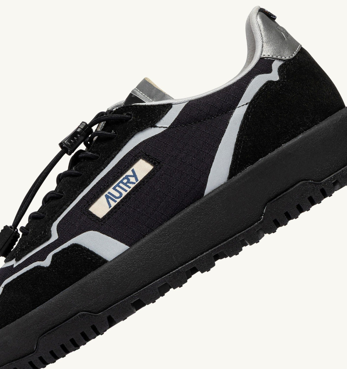 AUTRY Man WILDPACE LOW SNEAKERS IN BLACK AND SILVER RIPSTOP NYLON AND SUEDE