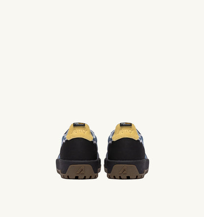 AUTRY Man WILDPACE LOW SNEAKERS IN RIPSTOP NYLON AND LEATHER COLOR DARK BLUE AND BLACK