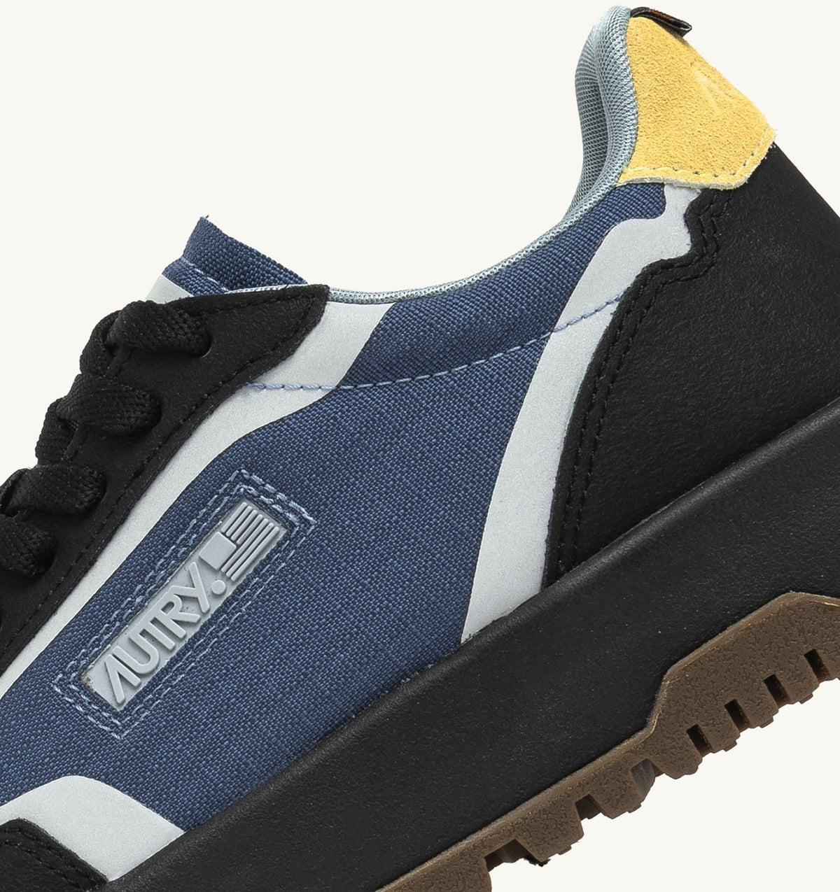 AUTRY Man WILDPACE LOW SNEAKERS IN RIPSTOP NYLON AND LEATHER COLOR DARK BLUE AND BLACK