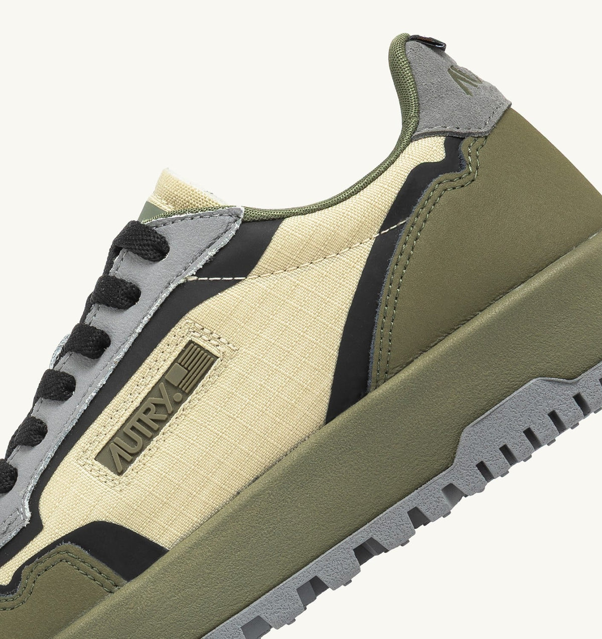 AUTRY Man WILDPACE LOW SNEAKERS IN RIPSTOP NYLON AND LEATHER COLOR CASTLE WALL AND TITANIUM