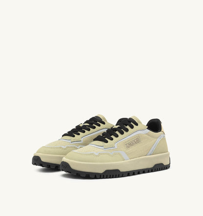 AUTRY Man WILDPACE LOW SNEAKERS IN RIPSTOP NYLON AND LEATHER COLOR TIDAL FOAM AND REFLEX