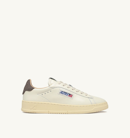 AUTRY Man DALLAS LOW SNEAKERS IN MARSHMALLOW AND MOREL LEATHER