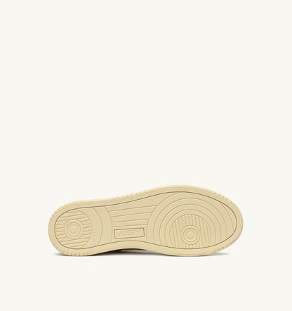 AUTRY Man DALLAS LOW SNEAKERS IN MARSHMALLOW AND MOREL LEATHER