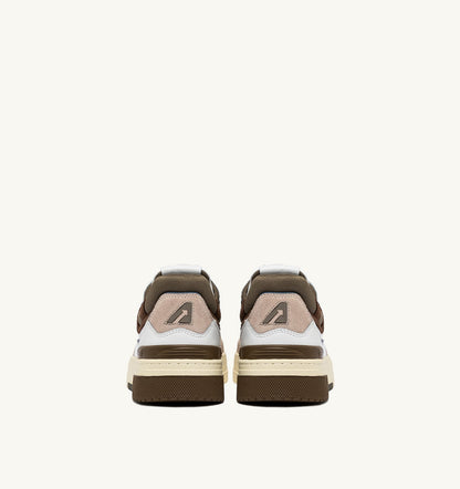 AUTRY Man CLC LOW SNEAKERS IN WHITE AND COVERT GREEN LEATHER SUEDE