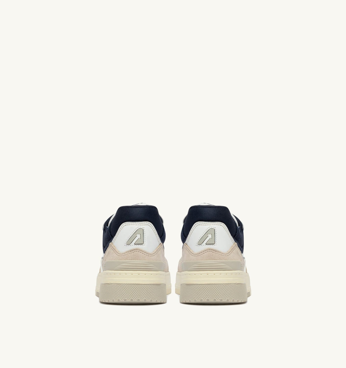 AUTRY Man SNEAKERS CLC LOW IN WHITE SAND AND SPACE BLUE LEATHER AND SUEDE