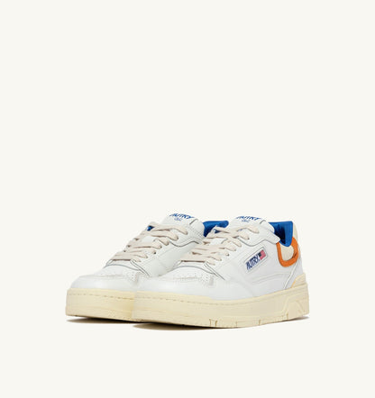 AUTRY Man SNEAKERS CLC LOW IN WHITE AND FANTA LEATHER