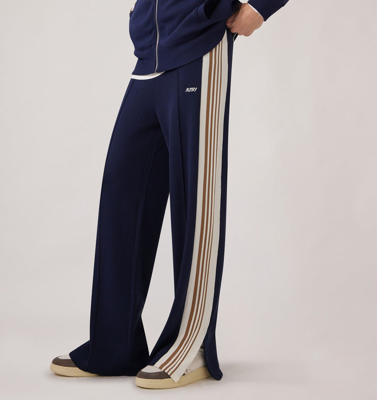 AUTRY Man KNITTED TENNIS VISCOSE JOGGERS MAN